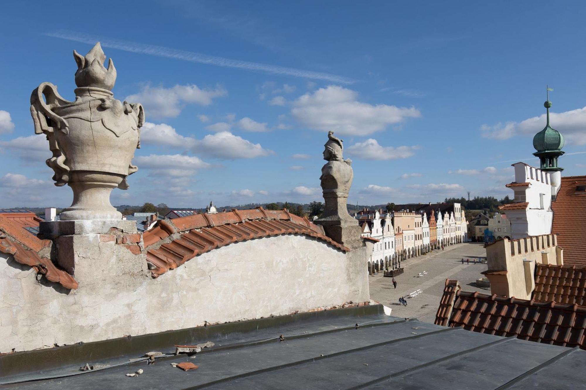 Hotel U Cerneho Orla 3*